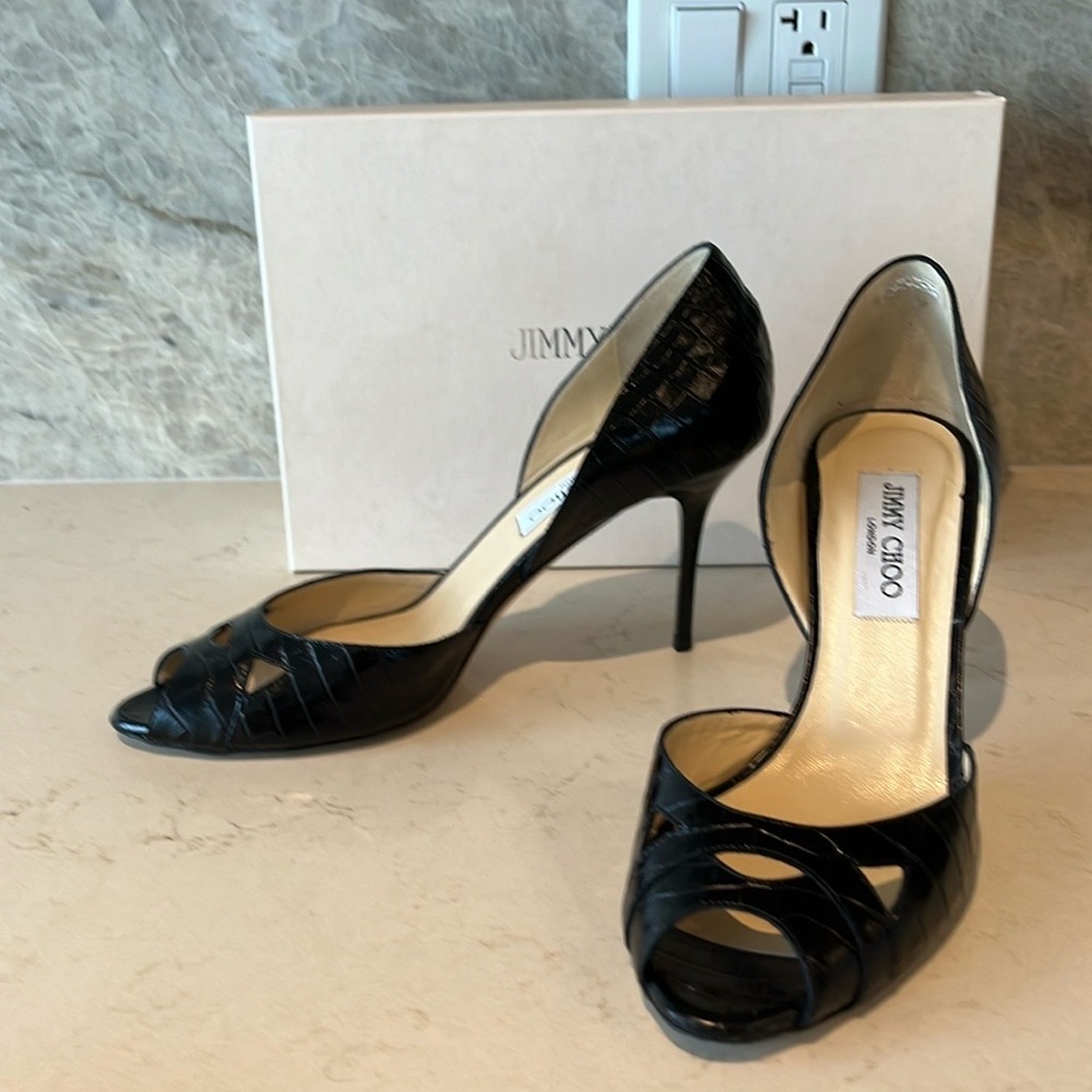Jimmy Choo Black D’Orsay Heels, 38.5. - Picture 3 of 5